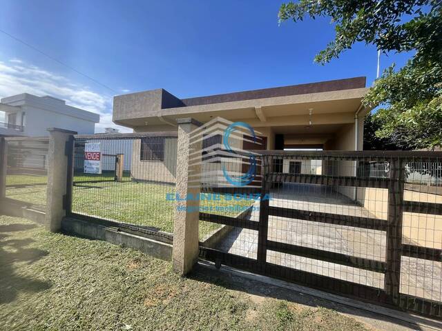 Casa para Venda em Arroio do Sal - 2