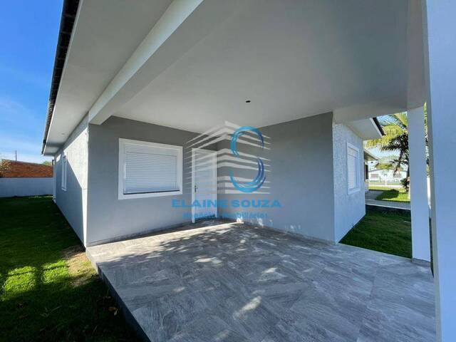 Casa para Venda em Arroio do Sal - 2