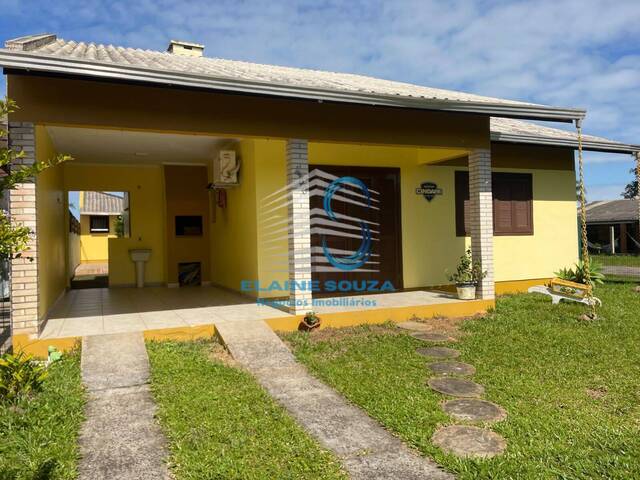 Casa para Venda em Arroio do Sal - 2