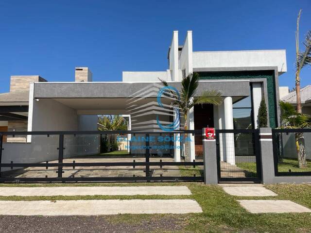 #19 - Casa para Venda em Arroio do Sal - RS
