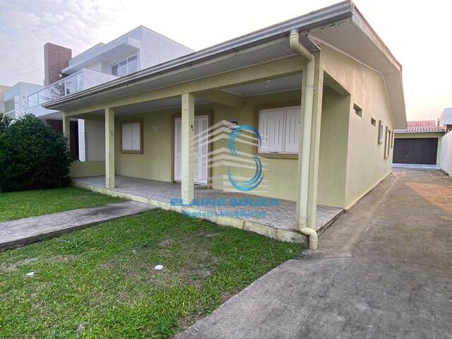 Casa para Venda em Arroio do Sal - 2