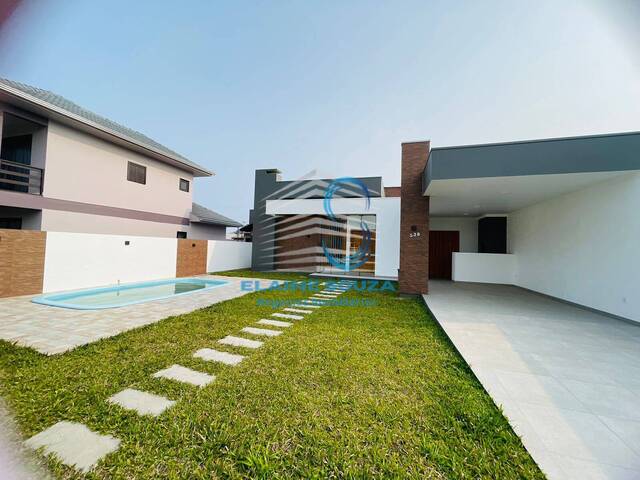 Casa para Venda em Arroio do Sal - 2