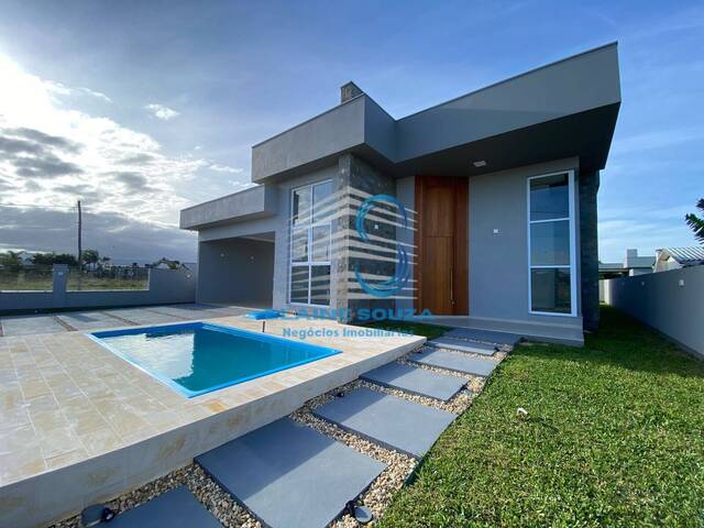 Casa para Venda em Arroio do Sal - 2