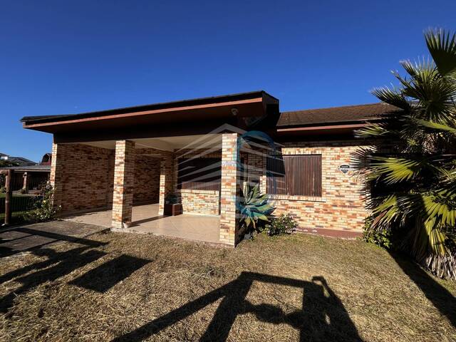 #318 - Casa para Venda em Arroio do Sal - RS