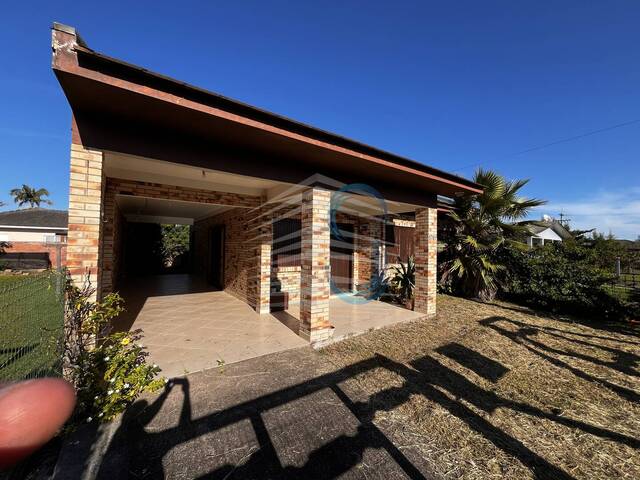 #318 - Casa para Venda em Arroio do Sal - RS