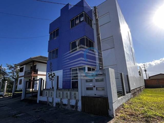 #325 - Apartamento para Venda em Arroio do Sal - RS