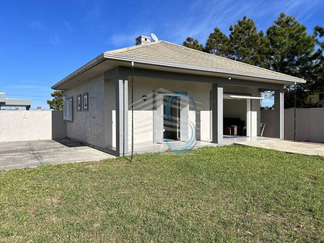 #327 - Casa para Venda em Arroio do Sal - RS