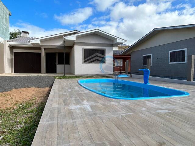 #334 - Casa para Venda em Arroio do Sal - RS