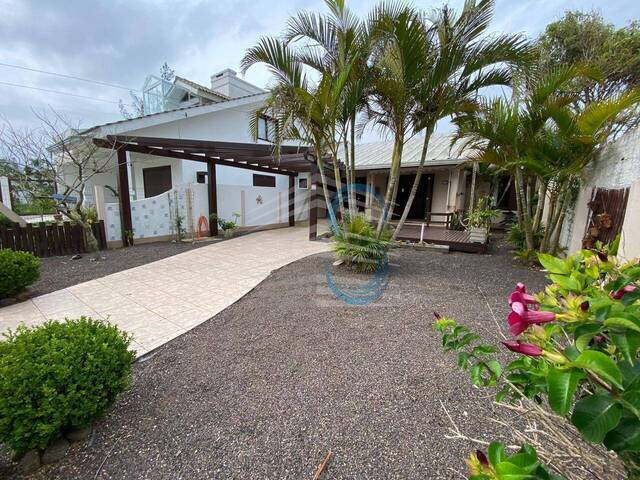 #339 - Casa para Venda em Arroio do Sal - RS