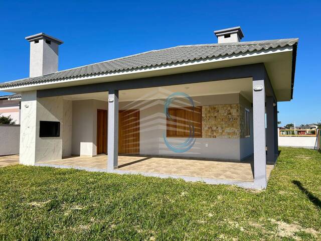 #302 - Casa para Venda em Arroio do Sal - RS