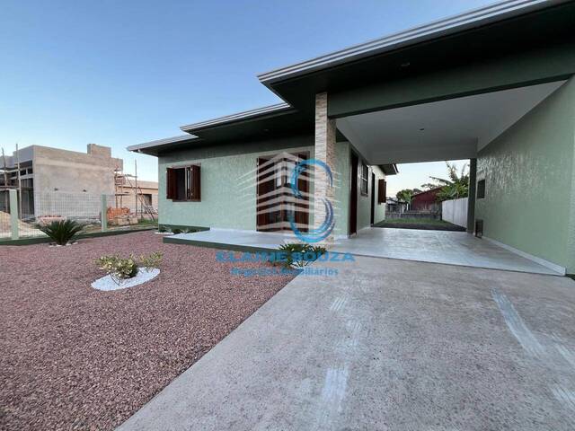 Casa para Venda em Arroio do Sal - 2