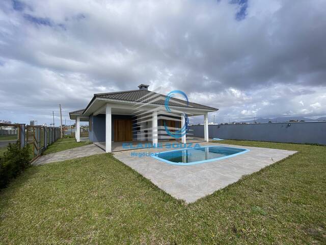 #407 - Casa para Venda em Arroio do Sal - RS