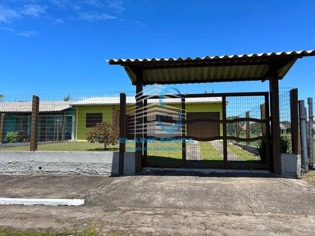 #422 - Casa para Venda em Arroio do Sal - RS