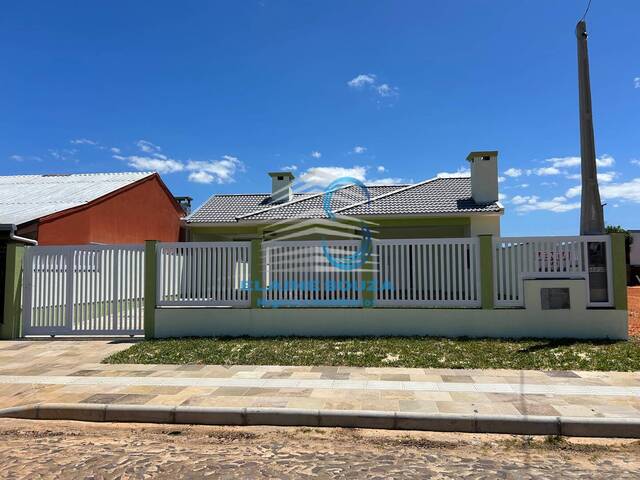 #438 - Casa para Venda em Arroio do Sal - RS