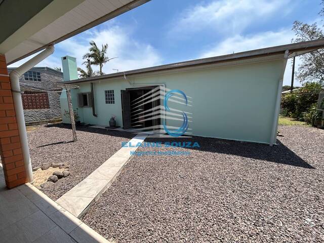 #418 - Casa para Venda em Arroio do Sal - RS