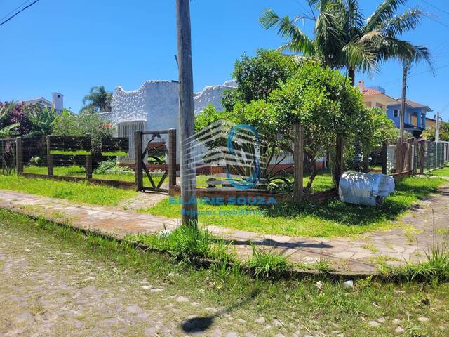 #463 - Casa para Venda em Capão da Canoa - RS