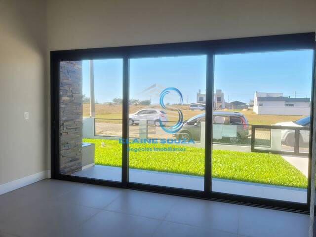 #490 - Casa para Venda em Arroio do Sal - RS